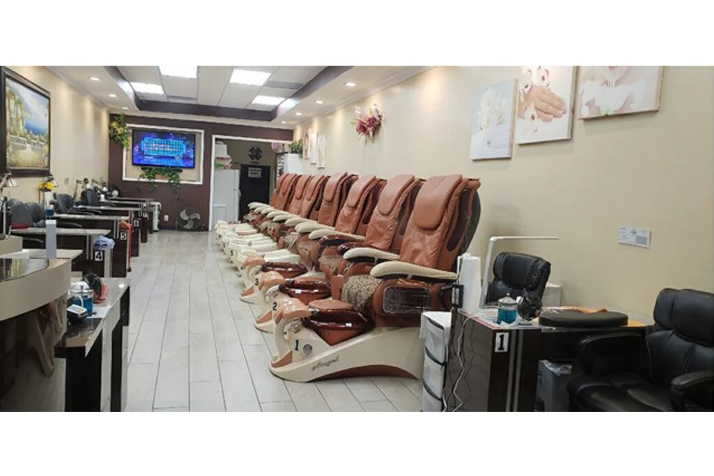 Rose Nails - Gardena